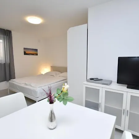 Leonardo Apartament