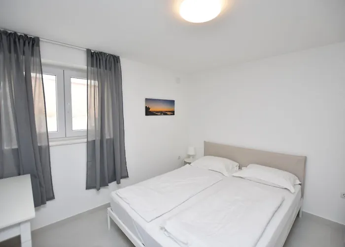 Leonardo * Примоштен